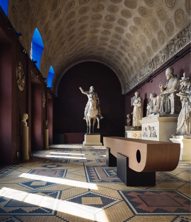 Echoes of Form: classical shape, contemporary language