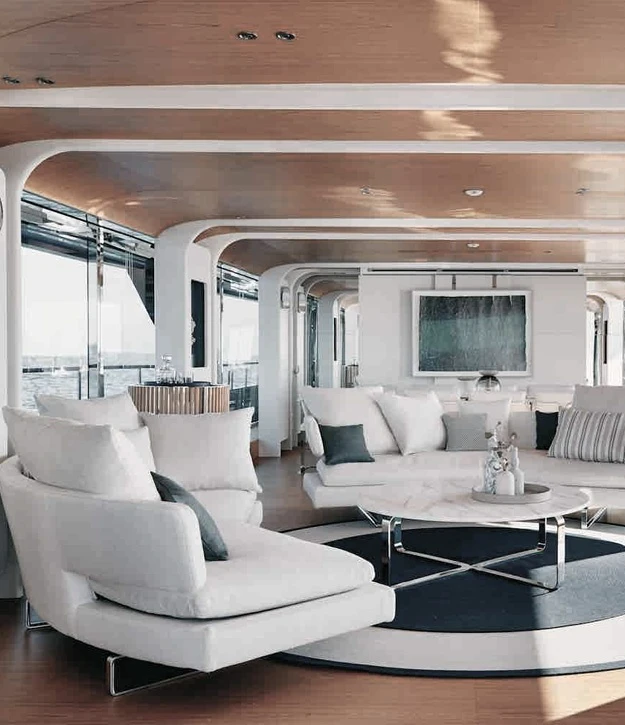 Motopanfilo 37M Benetti  | Design Lazzarini Pickering